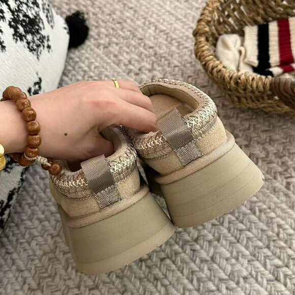 UGG Tasman Platform Slipper in Mustard Seed - Picture 5 of 6